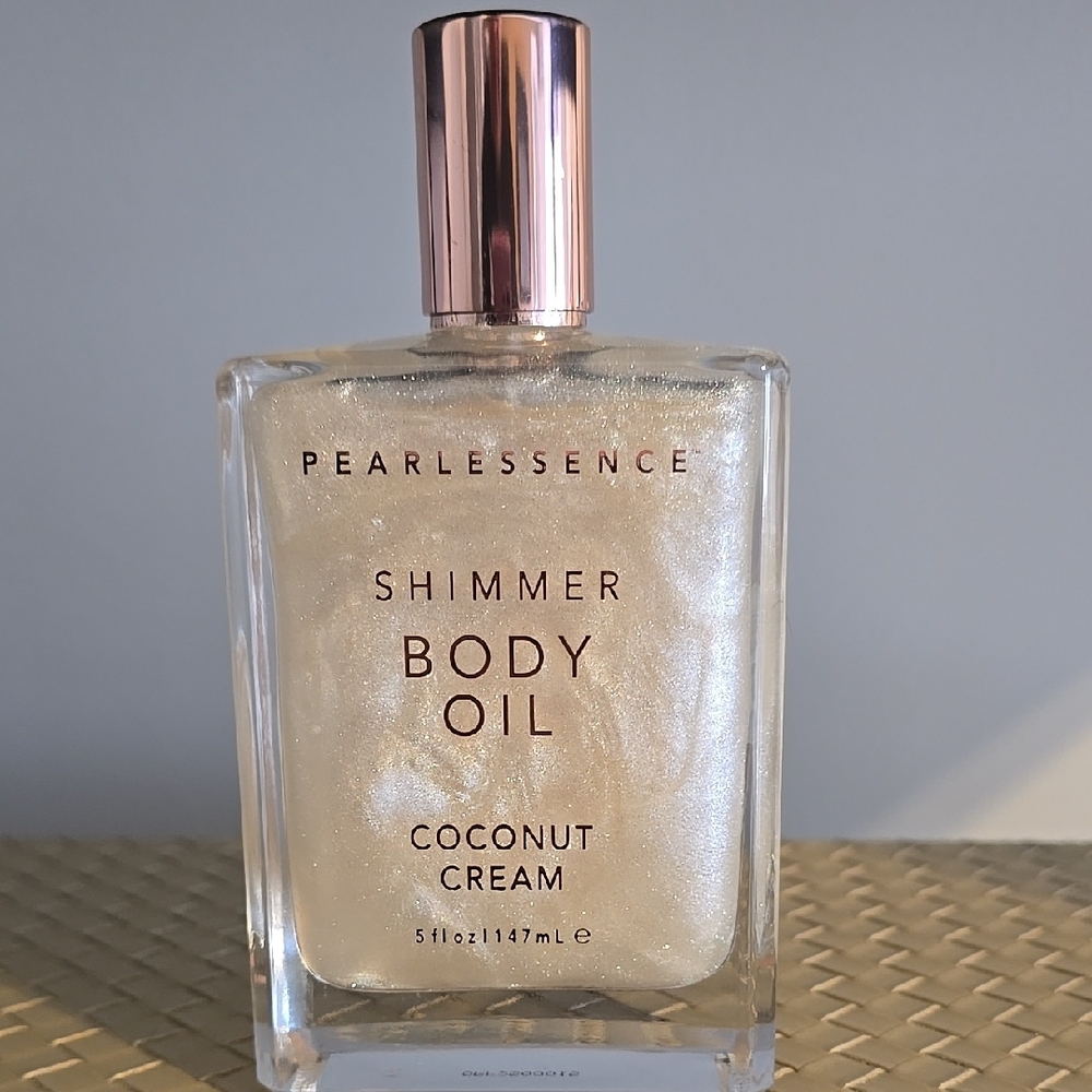 Shimmer Body Oil - Coconut Cream
